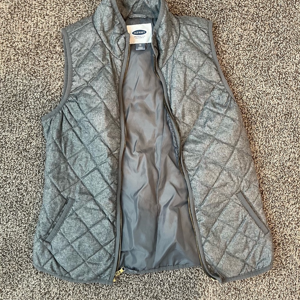 Old Navy Charcoal Quilted Vest